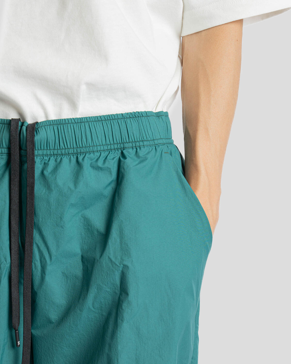 ON Running x Beams Shorts | 1UE10040193 | AFEW STORE